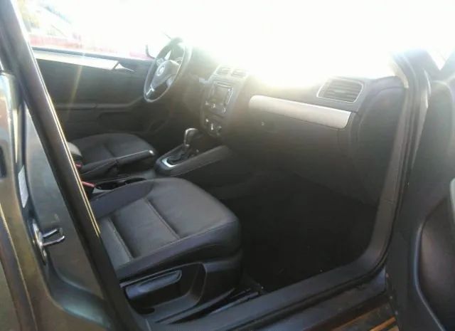 Photo 4 VIN: 3VWLZ7AJ5BM333178 - VOLKSWAGEN JETTA SEDAN 