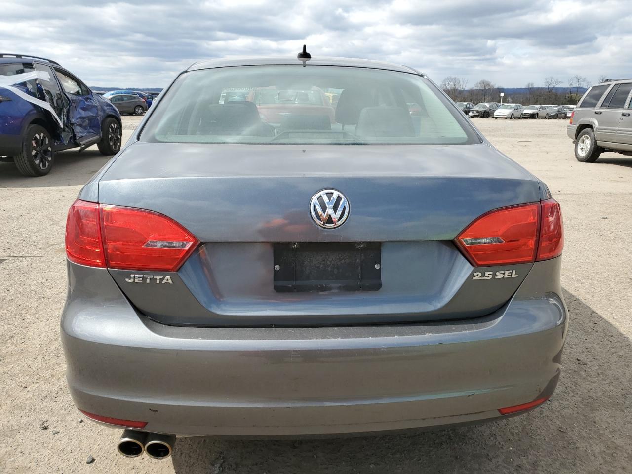 Photo 5 VIN: 3VWLZ7AJ5BM333830 - VOLKSWAGEN JETTA 