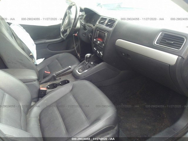 Photo 4 VIN: 3VWLZ7AJ5BM353348 - VOLKSWAGEN JETTA SEDAN 