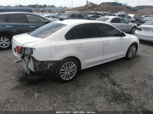 Photo 3 VIN: 3VWLZ7AJ6BM304238 - VOLKSWAGEN JETTA 