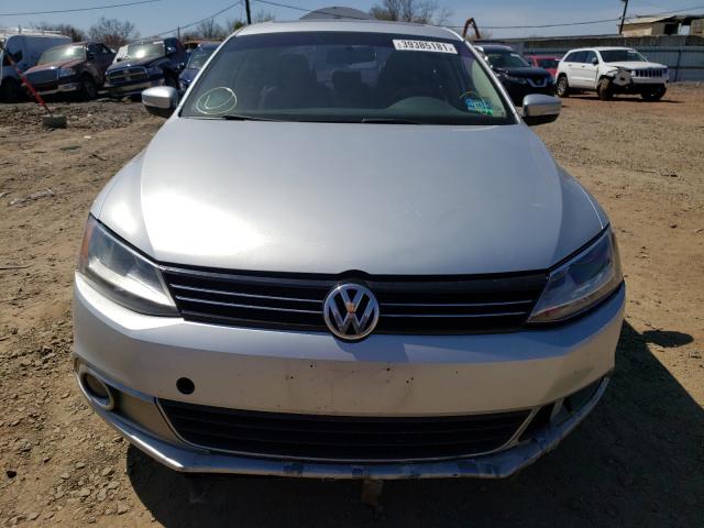 Photo 8 VIN: 3VWLZ7AJ6BM353603 - VOLKSWAGEN JETTA SEL 