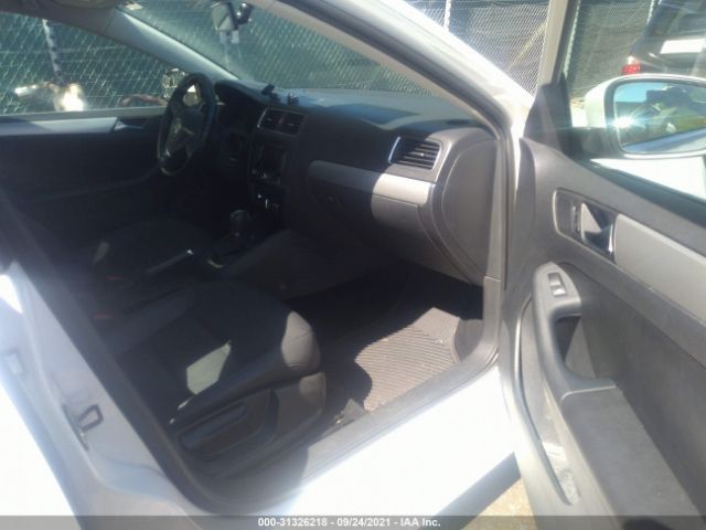 Photo 4 VIN: 3VWLZ7AJ6BM394653 - VOLKSWAGEN JETTA SEDAN 