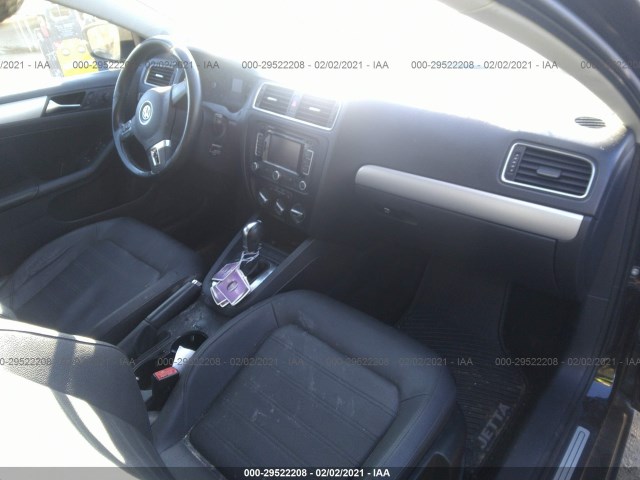 Photo 4 VIN: 3VWLZ7AJ7BM100192 - VOLKSWAGEN JETTA SEDAN 