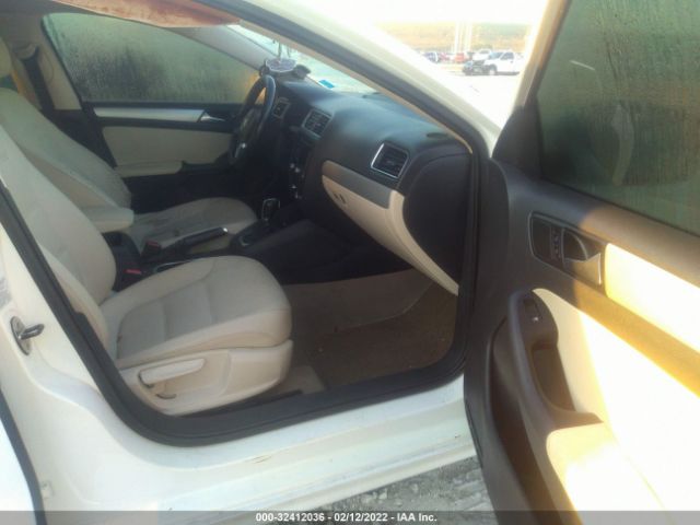 Photo 4 VIN: 3VWLZ7AJ9BM386353 - VOLKSWAGEN JETTA SEDAN 