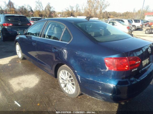 Photo 2 VIN: 3VWLZ7AJXBM389049 - VOLKSWAGEN JETTA SEDAN 