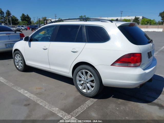 Photo 2 VIN: 3VWML7AJ9BM661967 - VOLKSWAGEN JETTA SPORTWAGEN 