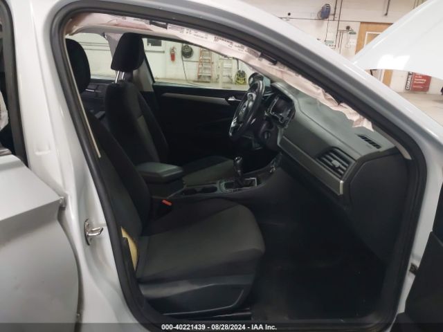 Photo 4 VIN: 3VWN57BU5KM023884 - VOLKSWAGEN JETTA 