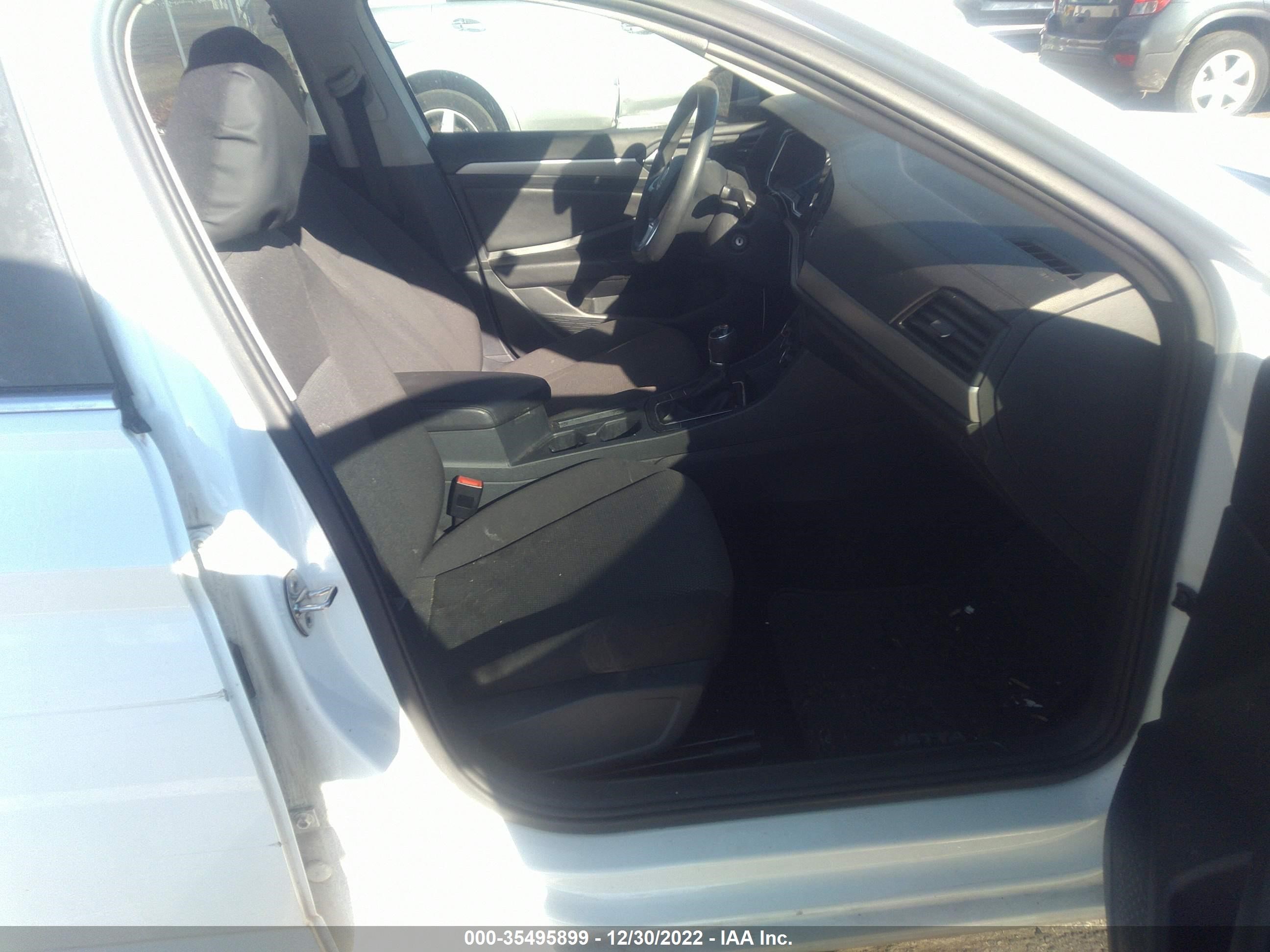 Photo 4 VIN: 3VWN57BU6KM073449 - VOLKSWAGEN JETTA 