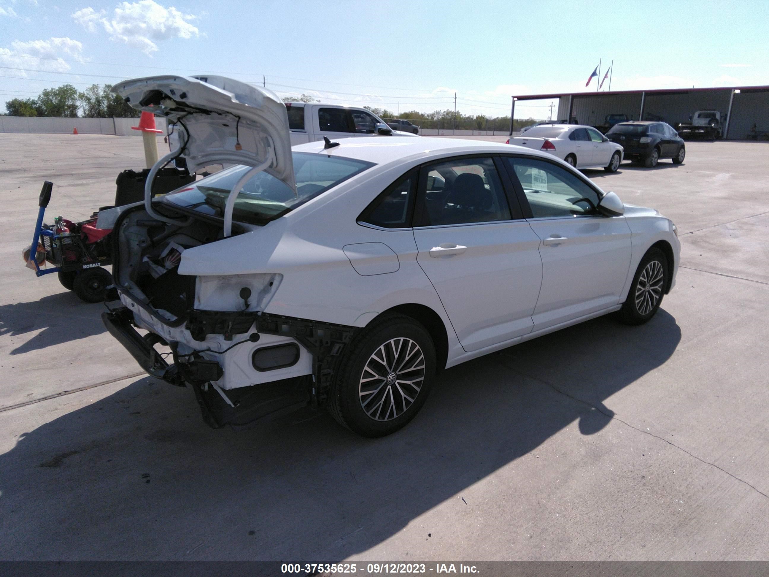 Photo 3 VIN: 3VWN57BUXMM066412 - VOLKSWAGEN JETTA 