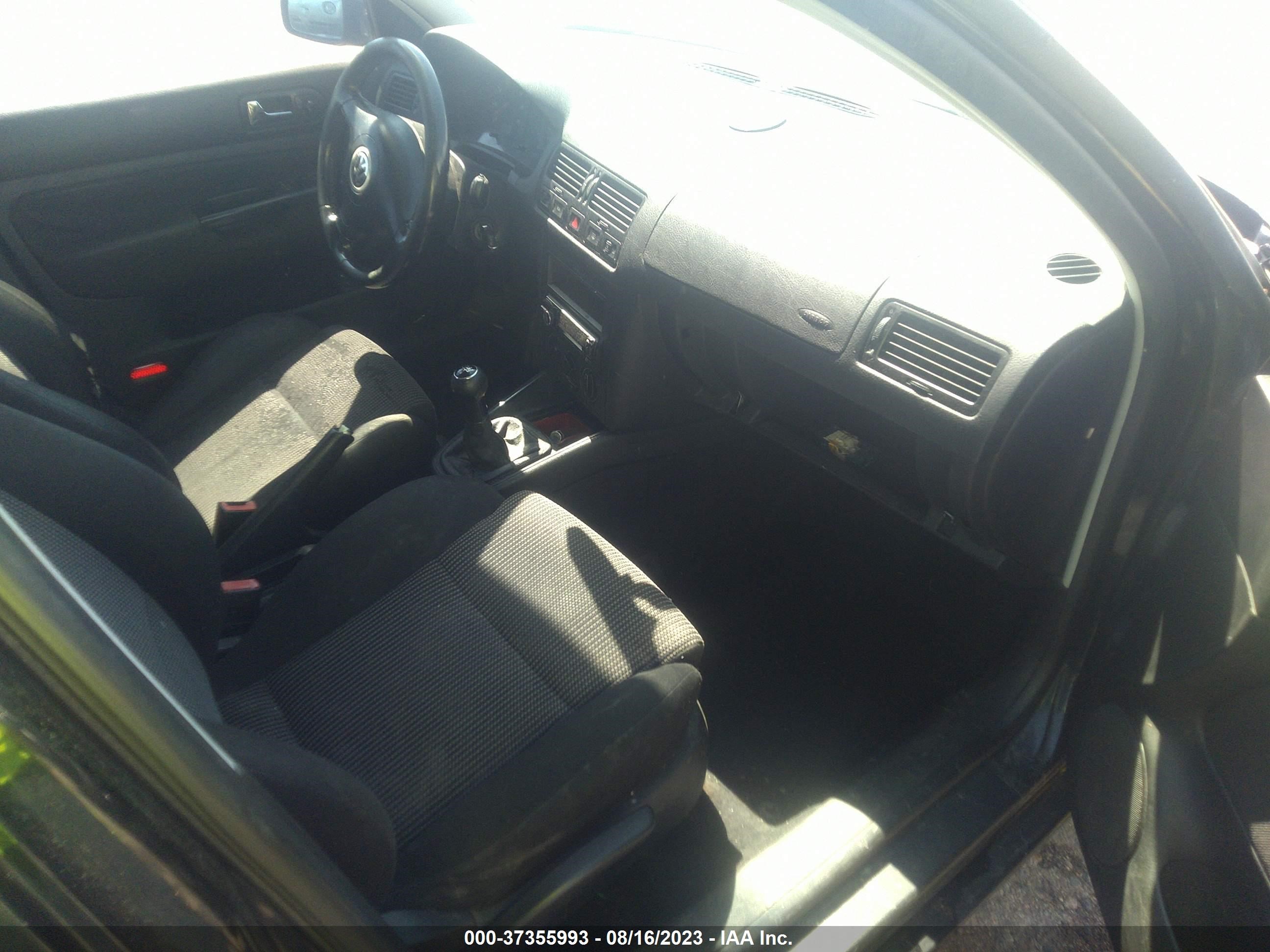 Photo 4 VIN: 3VWPD69M01M163870 - VOLKSWAGEN JETTA 