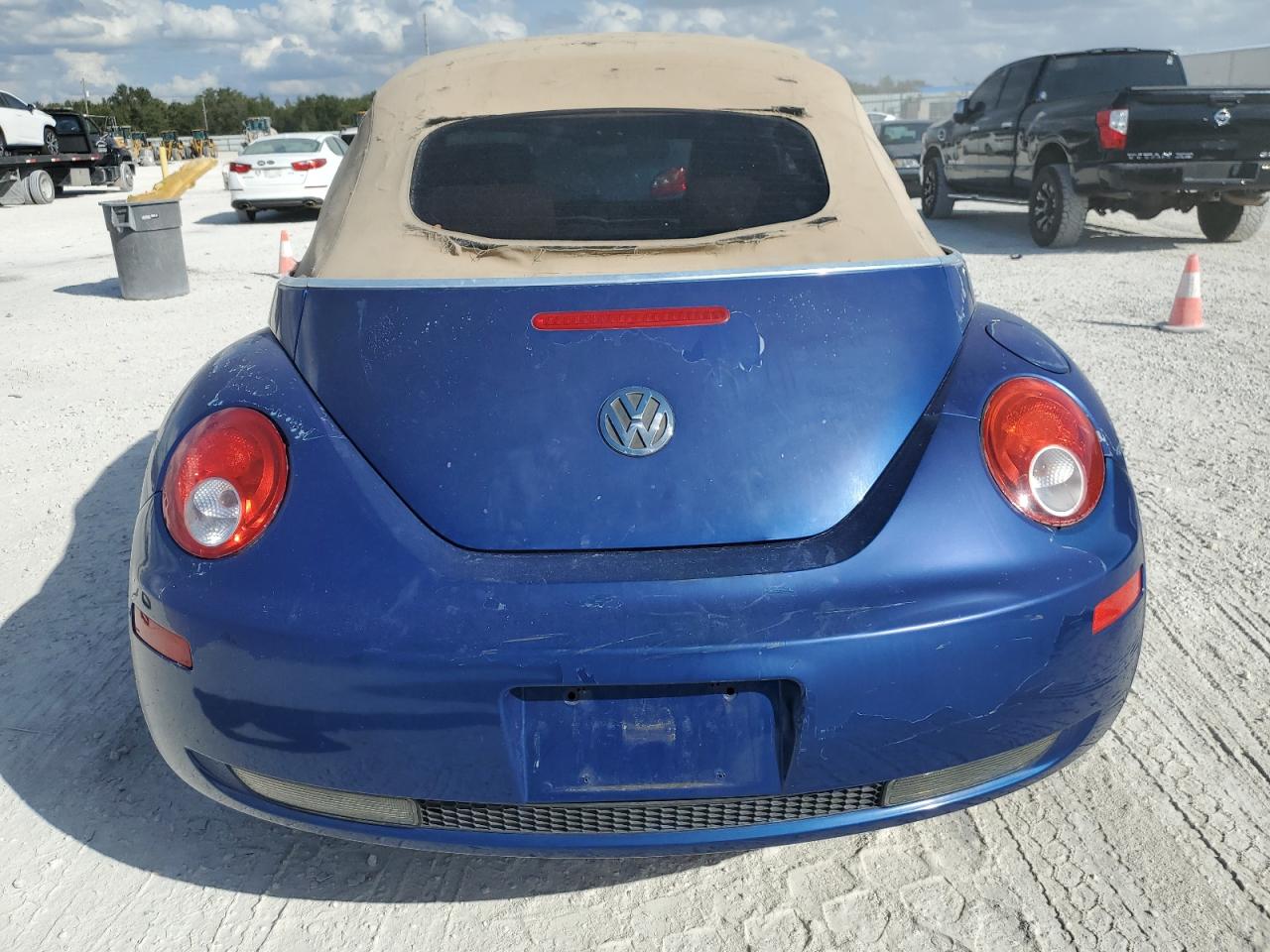 Photo 5 VIN: 3VWPF31Y77M412150 - VOLKSWAGEN BEETLE 