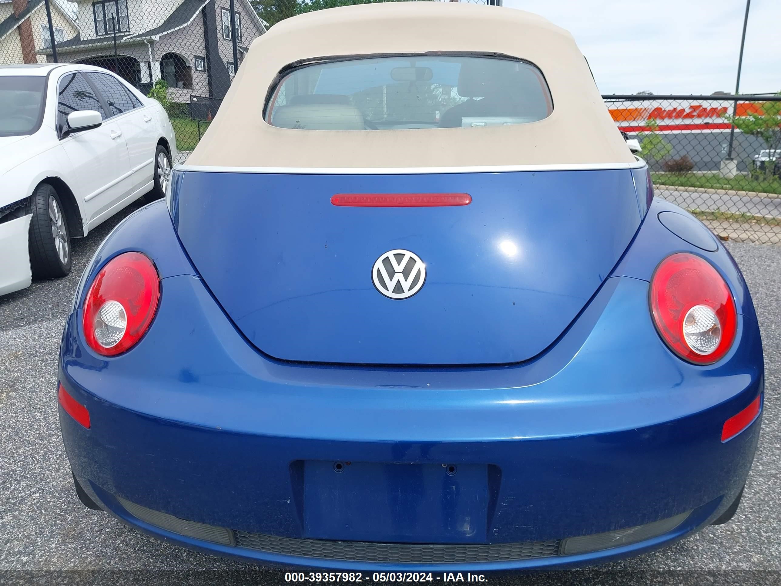 Photo 12 VIN: 3VWPF31Y88M401191 - VOLKSWAGEN BEETLE 