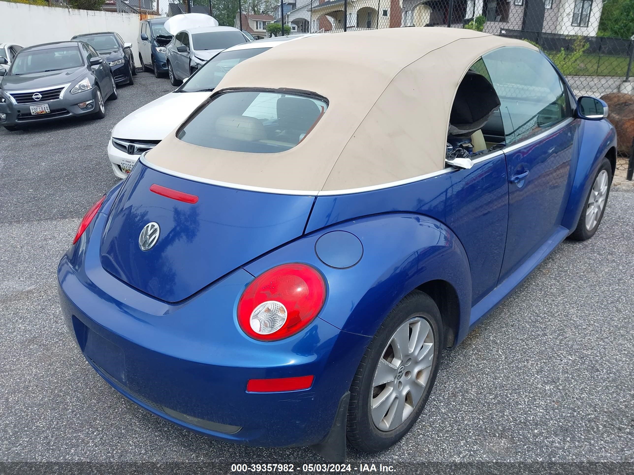 Photo 16 VIN: 3VWPF31Y88M401191 - VOLKSWAGEN BEETLE 