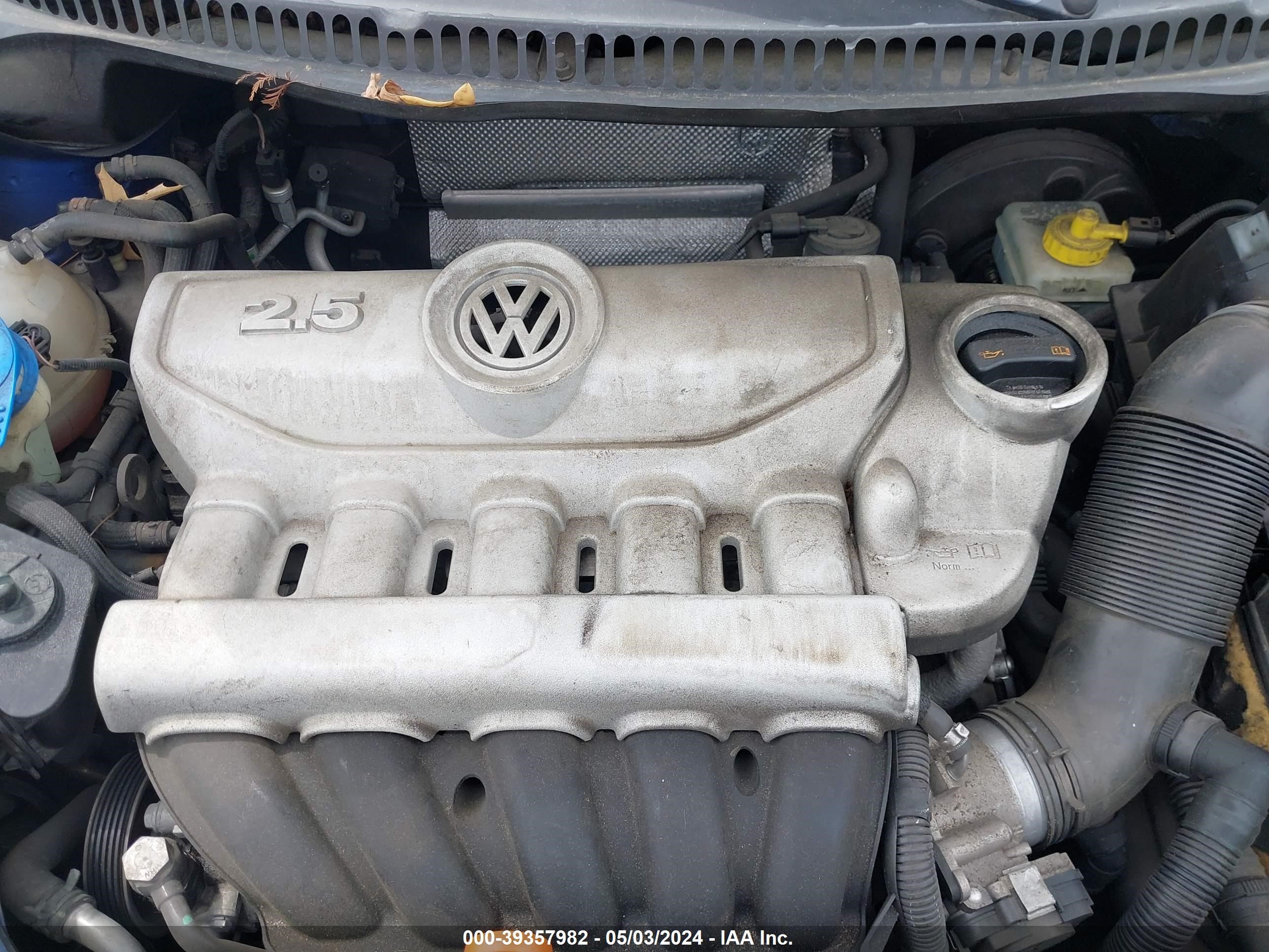 Photo 9 VIN: 3VWPF31Y88M401191 - VOLKSWAGEN BEETLE 