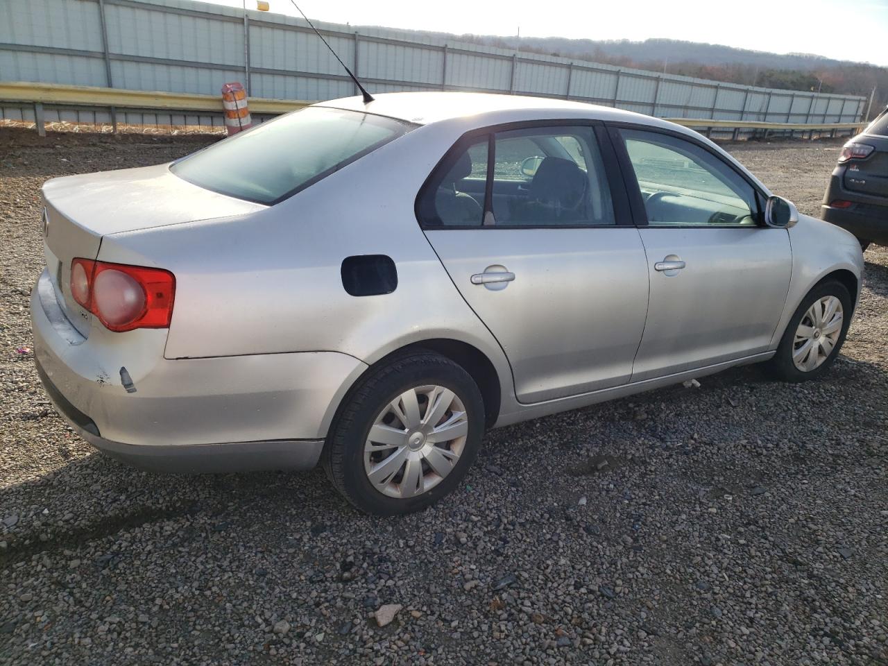 Photo 2 VIN: 3VWPF71K37M074541 - VOLKSWAGEN JETTA 