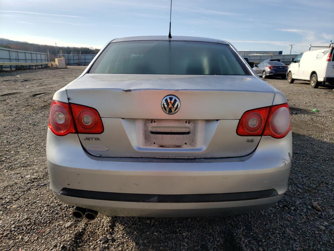 Photo 5 VIN: 3VWPF71K37M074541 - VOLKSWAGEN JETTA 