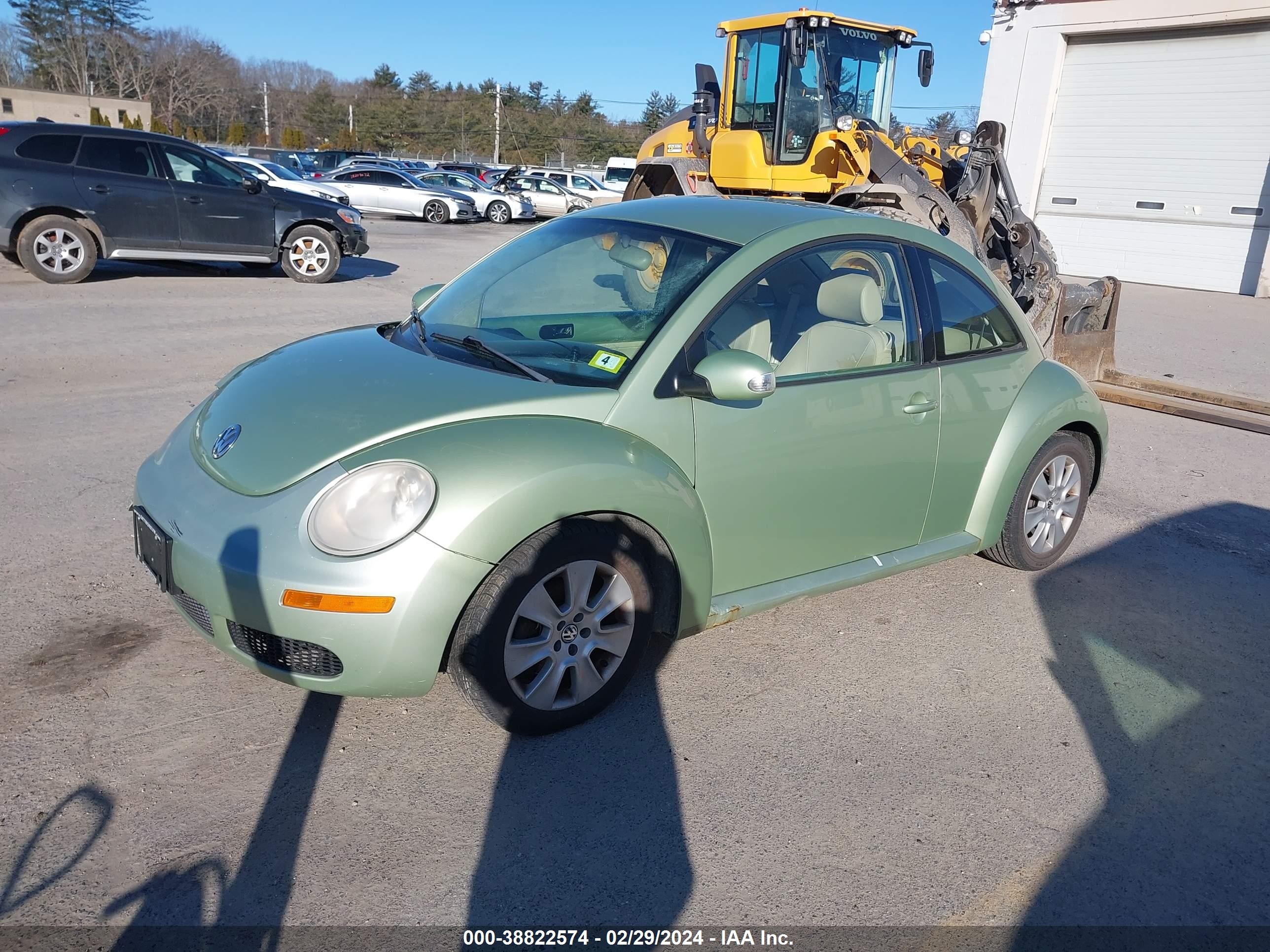 Photo 1 VIN: 3VWPG31C18M504678 - VOLKSWAGEN BEETLE 