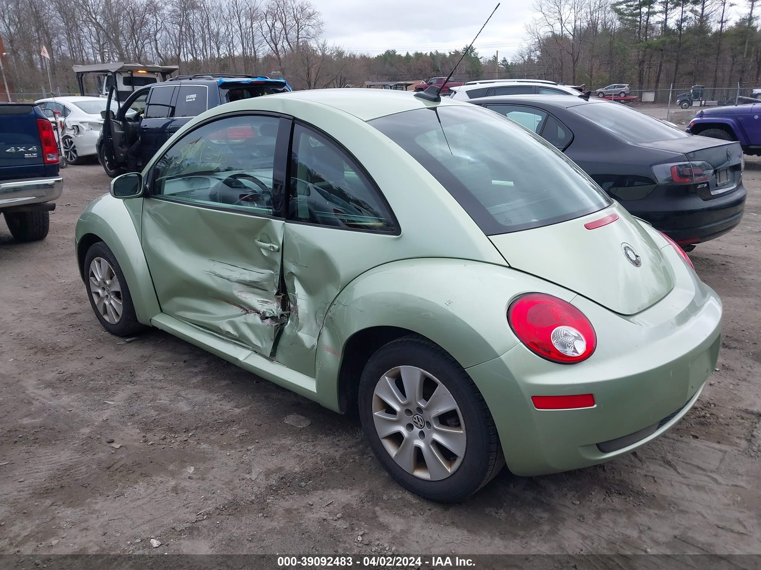 Photo 2 VIN: 3VWPG31C19M504519 - VOLKSWAGEN BEETLE 