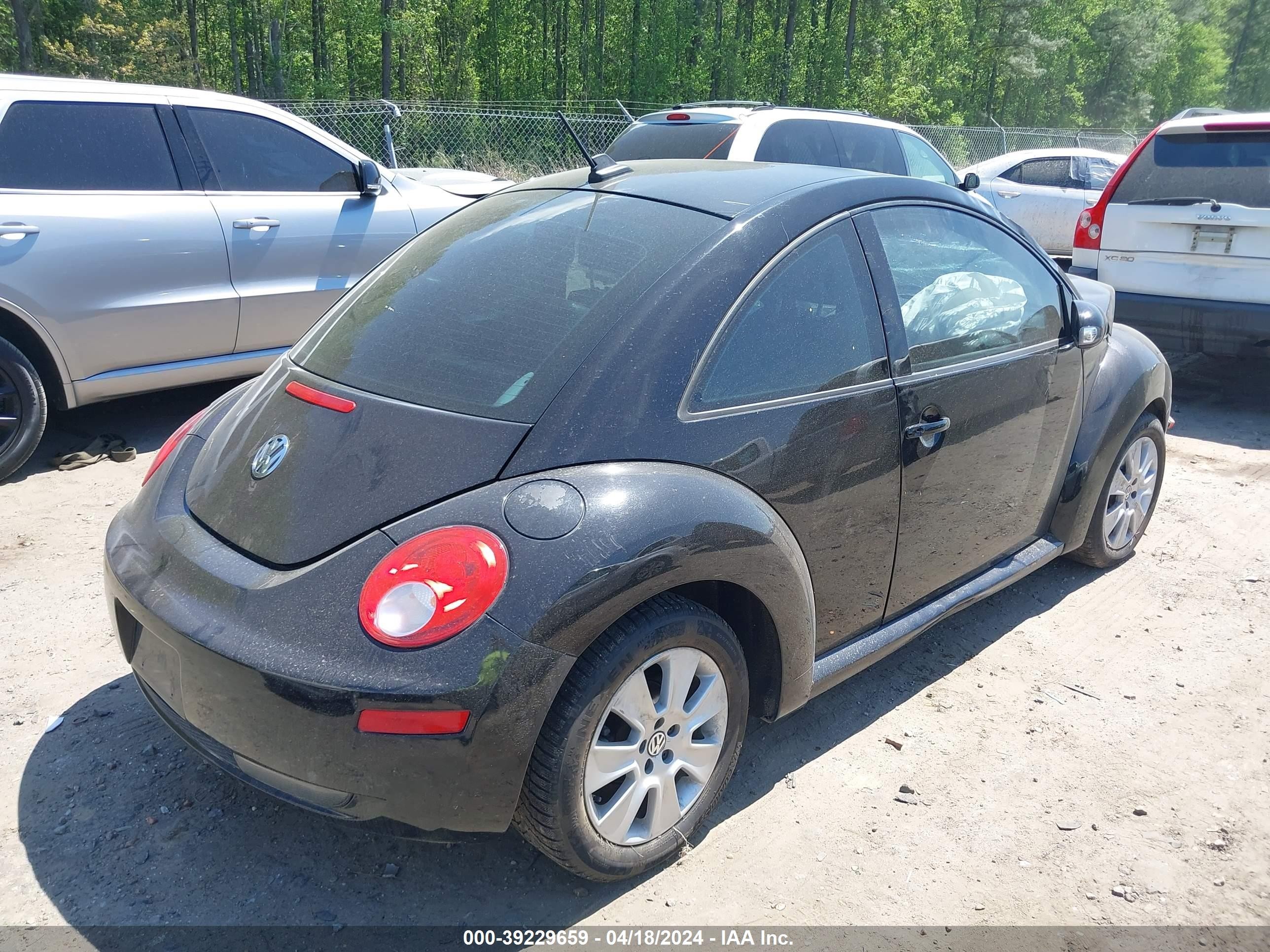 Photo 3 VIN: 3VWPG31C29M510328 - VOLKSWAGEN BEETLE 