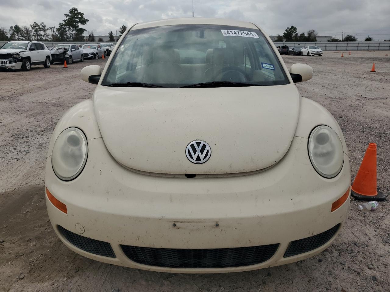 Photo 4 VIN: 3VWPG31C98M519316 - VOLKSWAGEN BEETLE 