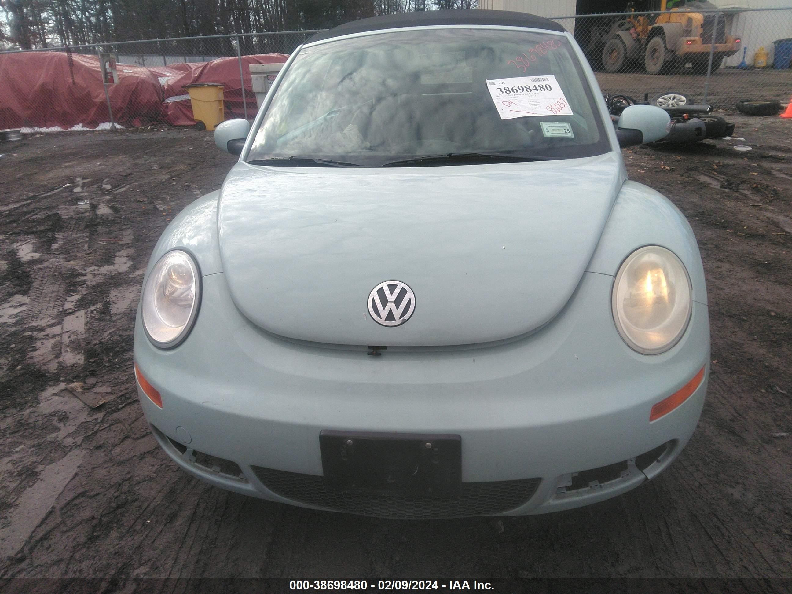 Photo 11 VIN: 3VWPG31Y46M332641 - VOLKSWAGEN BEETLE 