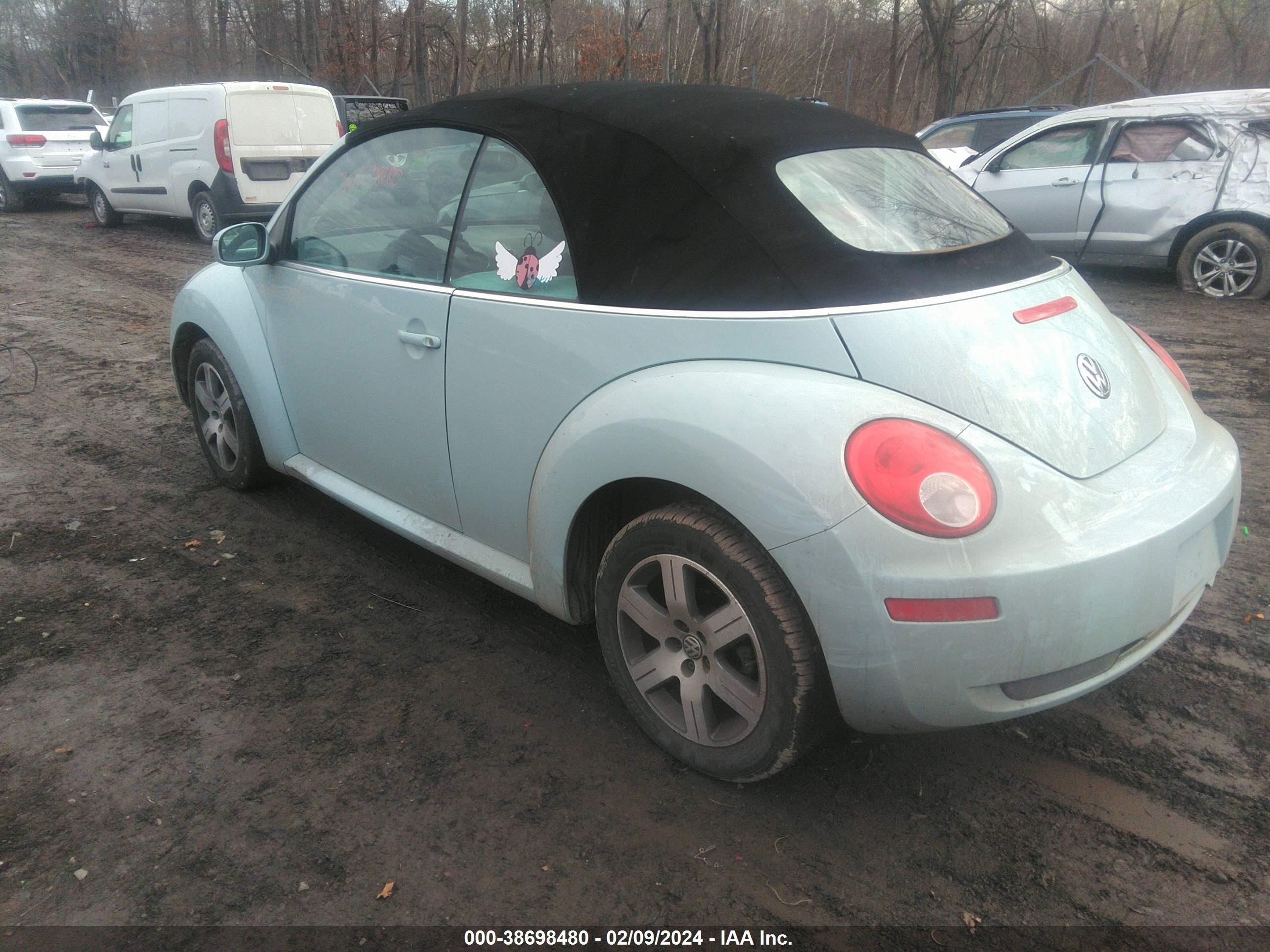 Photo 2 VIN: 3VWPG31Y46M332641 - VOLKSWAGEN BEETLE 