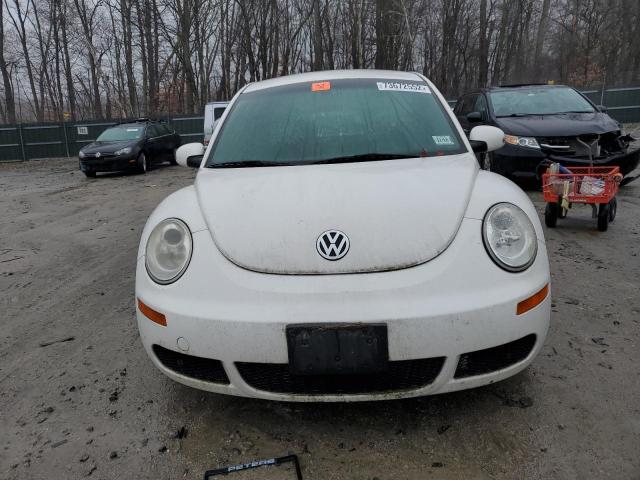 Photo 4 VIN: 3VWPG3AG0AM015794 - VOLKSWAGEN NEW BEETLE 