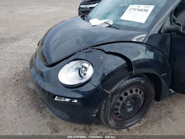 Photo 5 VIN: 3VWPG3AG4AM009481 - VOLKSWAGEN NEW BEETLE 