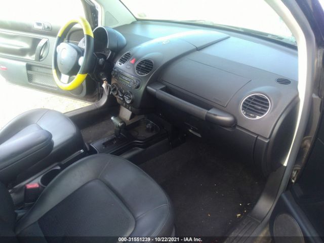 Photo 4 VIN: 3VWPG3AG5AM018366 - VOLKSWAGEN NEW BEETLE COUPE 