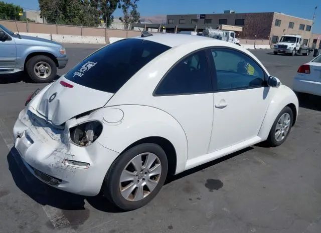 Photo 3 VIN: 3VWPG3AG6AM012611 - VOLKSWAGEN NEW BEETLE COUPE 