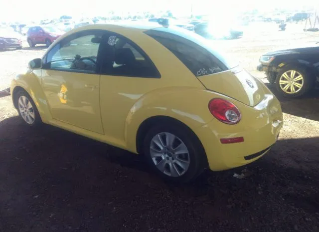 Photo 2 VIN: 3VWPG3AG6AM029179 - VOLKSWAGEN NEW BEETLE COUPE 