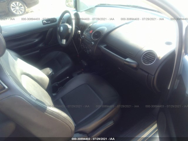 Photo 4 VIN: 3VWPG3AG7AM012200 - VOLKSWAGEN NEW BEETLE COUPE 