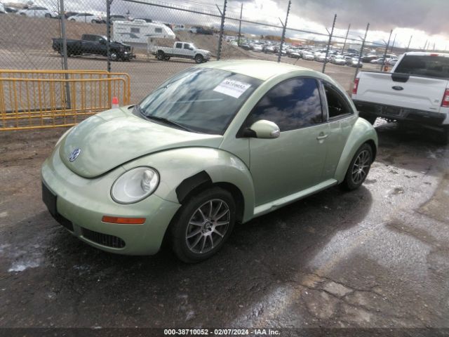 Photo 1 VIN: 3VWPG3AG8AM011475 - VOLKSWAGEN NEW BEETLE 