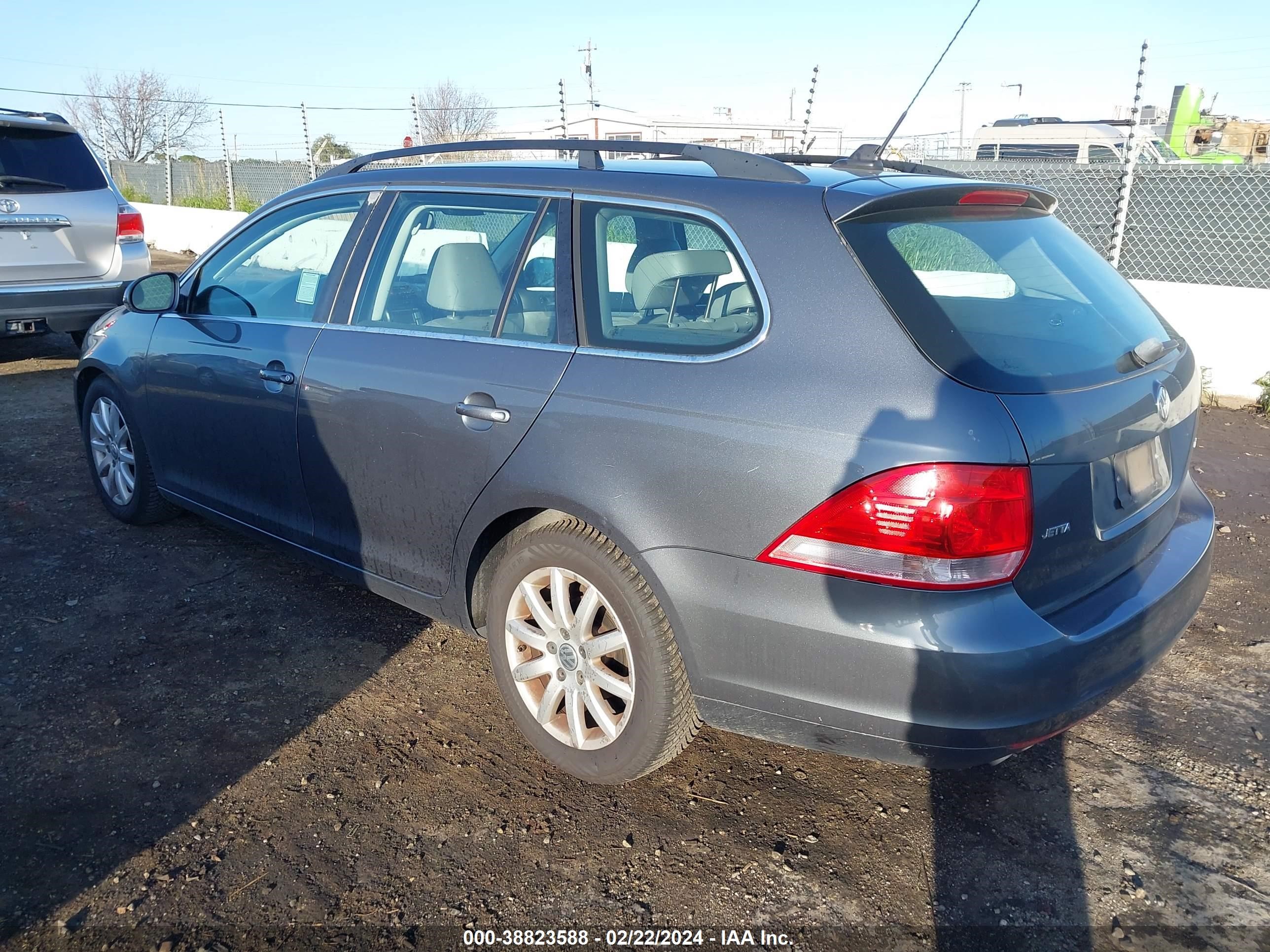 Photo 2 VIN: 3VWPL71K59M293321 - VOLKSWAGEN JETTA 