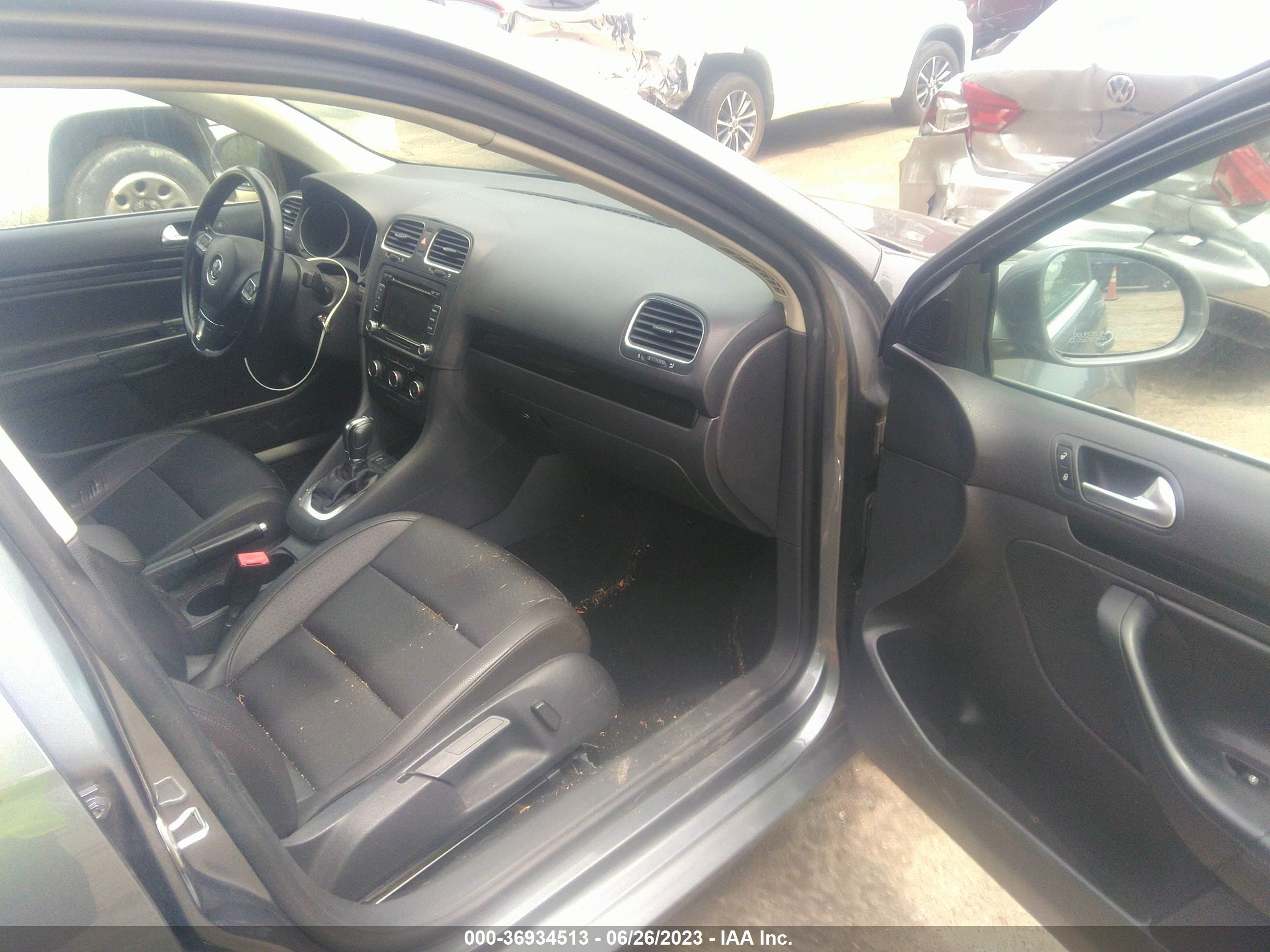 Photo 4 VIN: 3VWPL7AJ0DM611569 - VOLKSWAGEN JETTA 