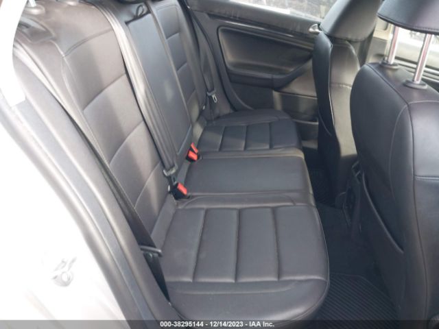 Photo 7 VIN: 3VWPL7AJ4BM684876 - VOLKSWAGEN JETTA SPORTWAGEN 