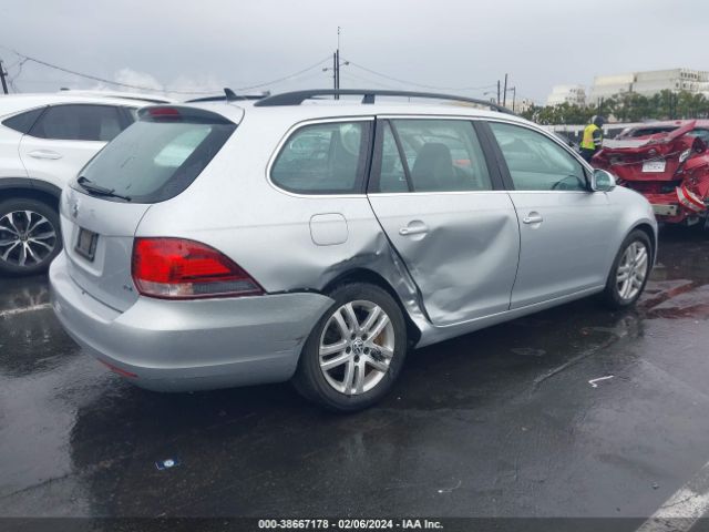 Photo 3 VIN: 3VWPL7AJ5EM613075 - VOLKSWAGEN JETTA SPORTWAGEN 