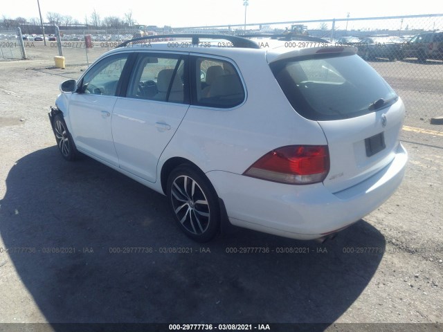 Photo 2 VIN: 3VWPL7AJ6EM609536 - VOLKSWAGEN JETTA SPORTWAGEN 