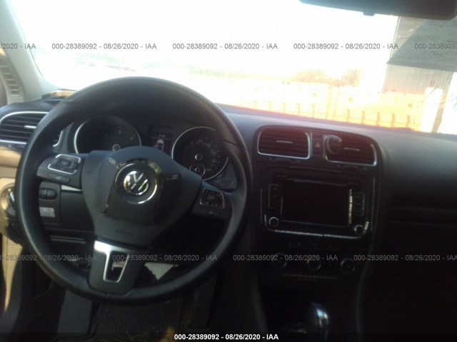 Photo 4 VIN: 3VWPL7AJ6EM611142 - VOLKSWAGEN JETTA SPORTWAGEN 