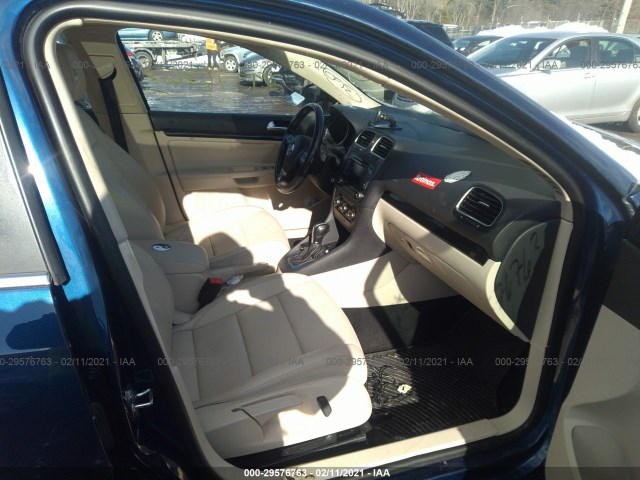 Photo 4 VIN: 3VWPL7AJ8BM701890 - VOLKSWAGEN JETTA SPORTWAGEN 