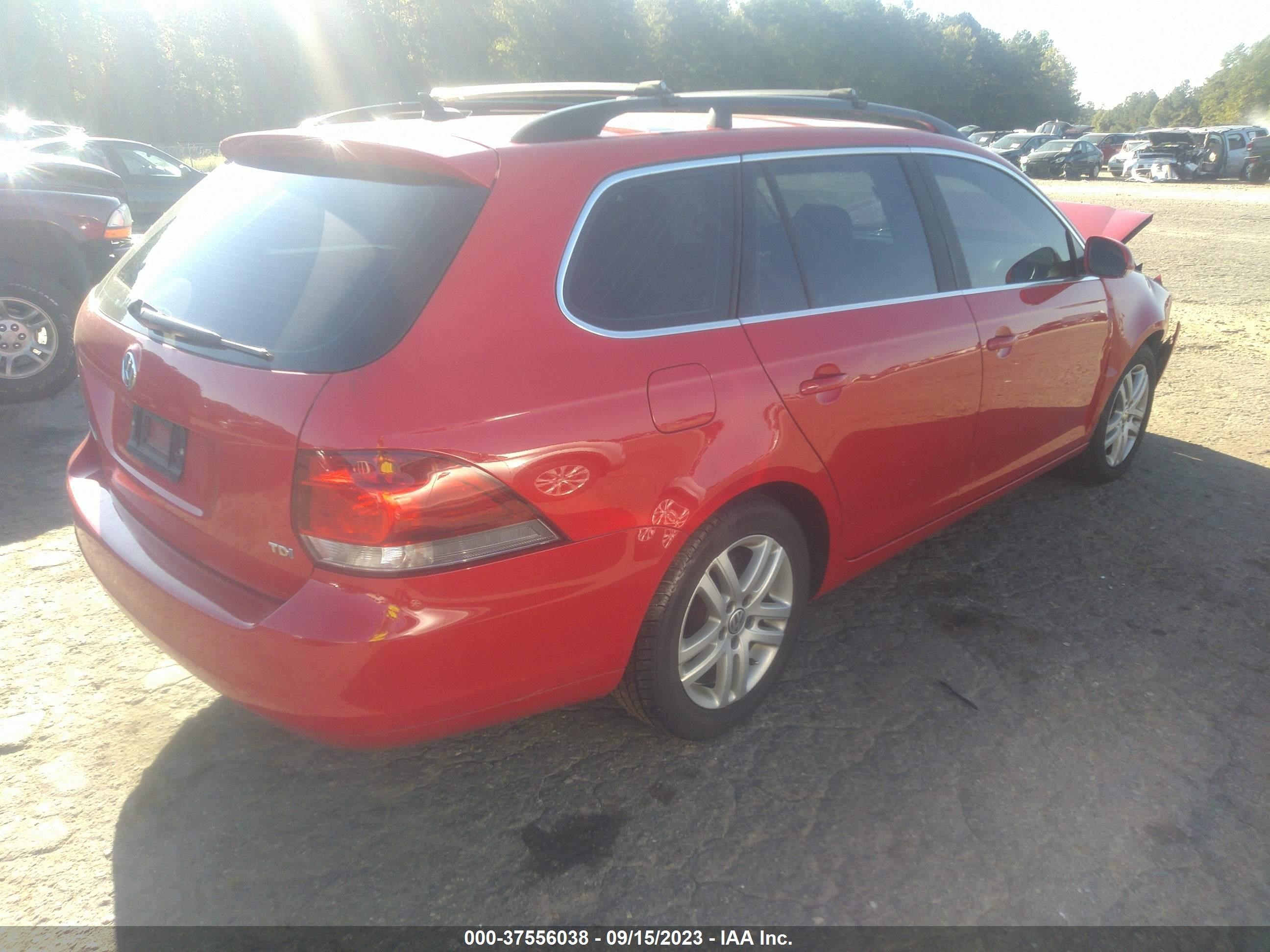 Photo 3 VIN: 3VWPL7AJ9EM616254 - VOLKSWAGEN JETTA 