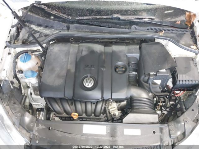 Photo 9 VIN: 3VWPP7AJ2DM630080 - VOLKSWAGEN JETTA SPORTWAGEN 