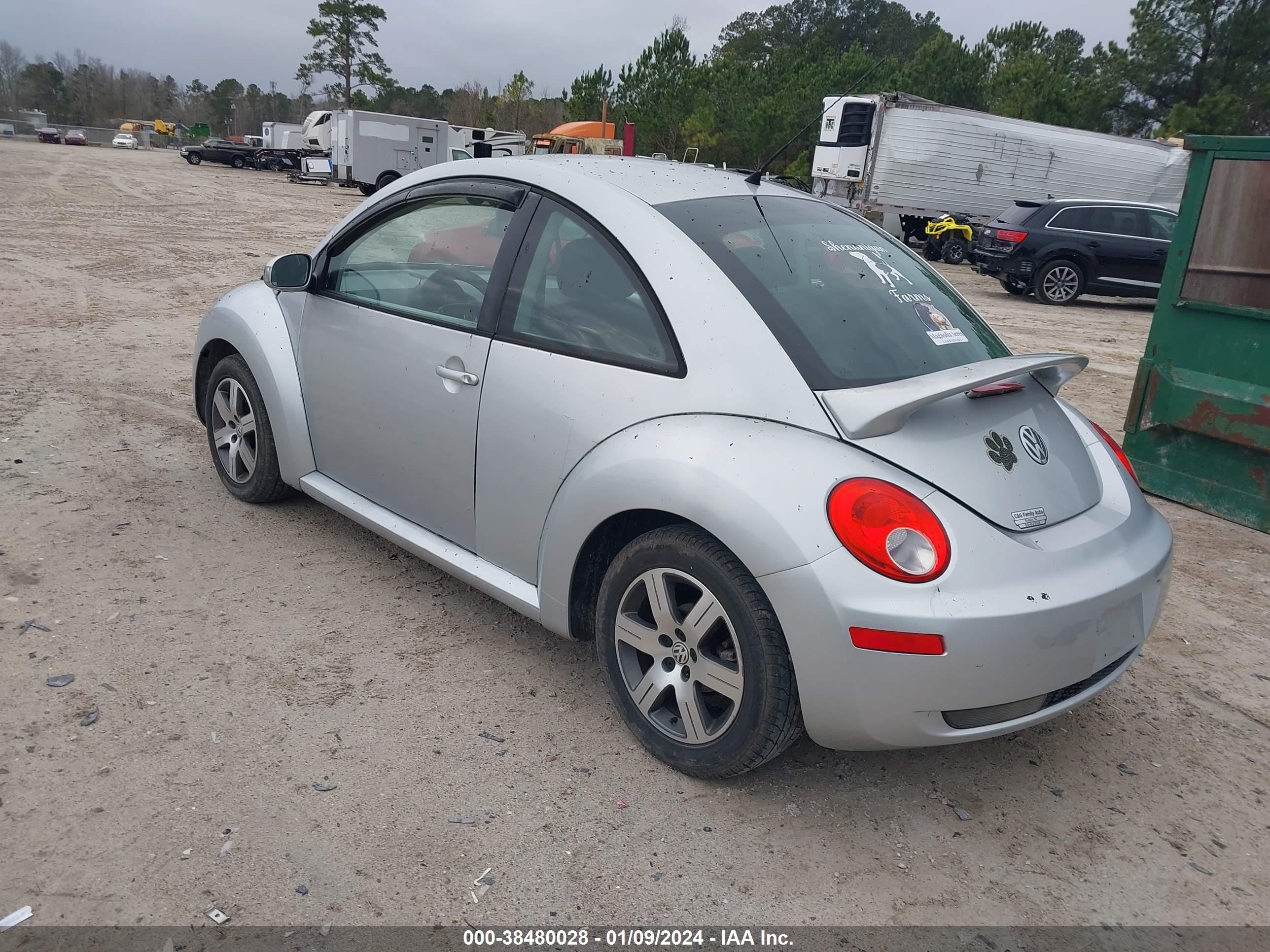 Photo 2 VIN: 3VWPW31C26M421762 - VOLKSWAGEN BEETLE 