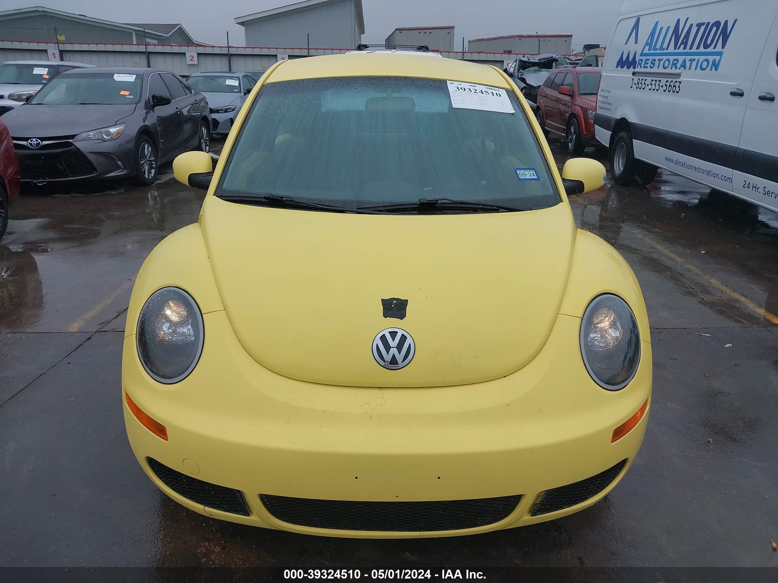 Photo 11 VIN: 3VWPW31C38M508170 - VOLKSWAGEN BEETLE 