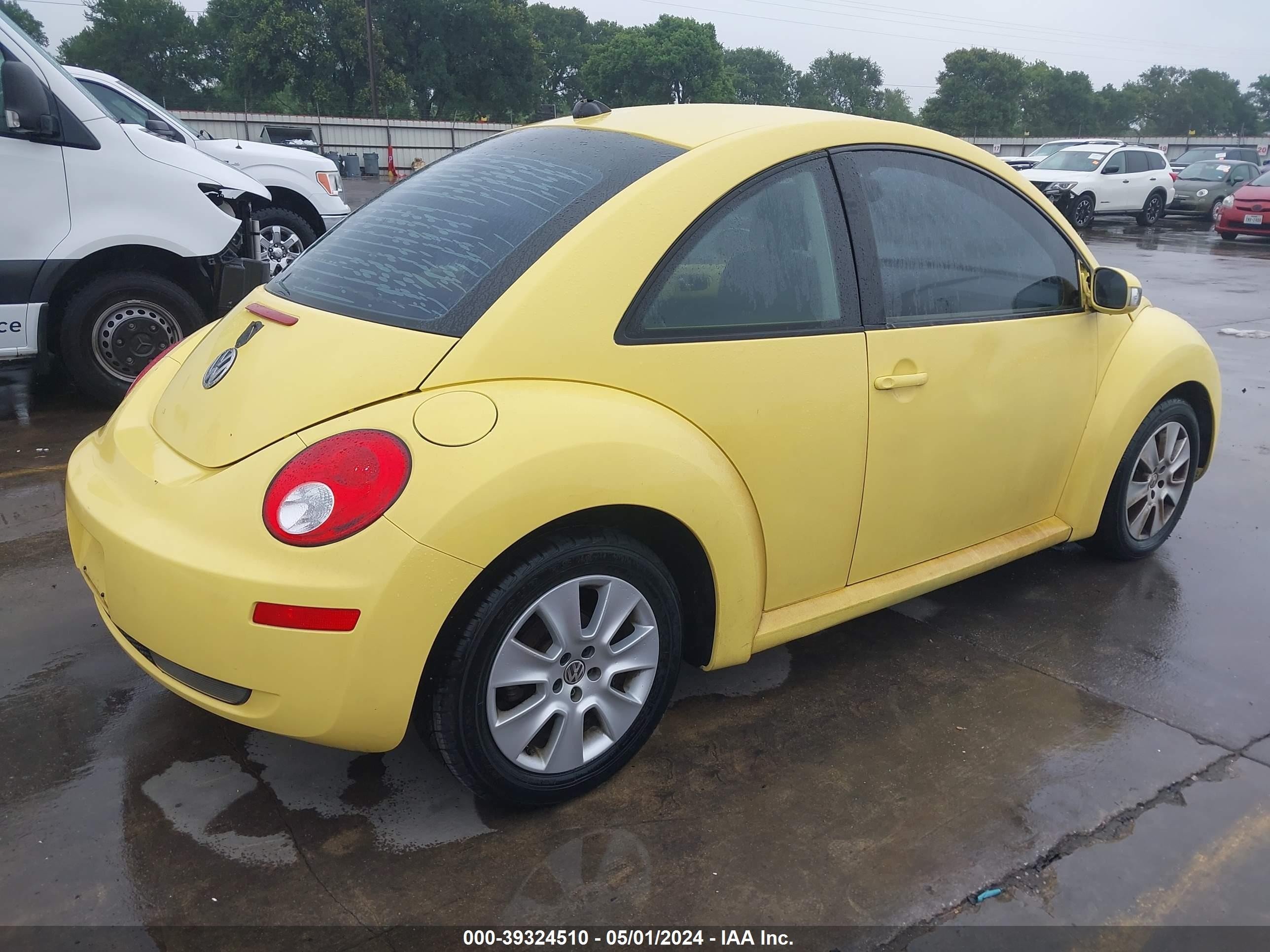 Photo 3 VIN: 3VWPW31C38M508170 - VOLKSWAGEN BEETLE 