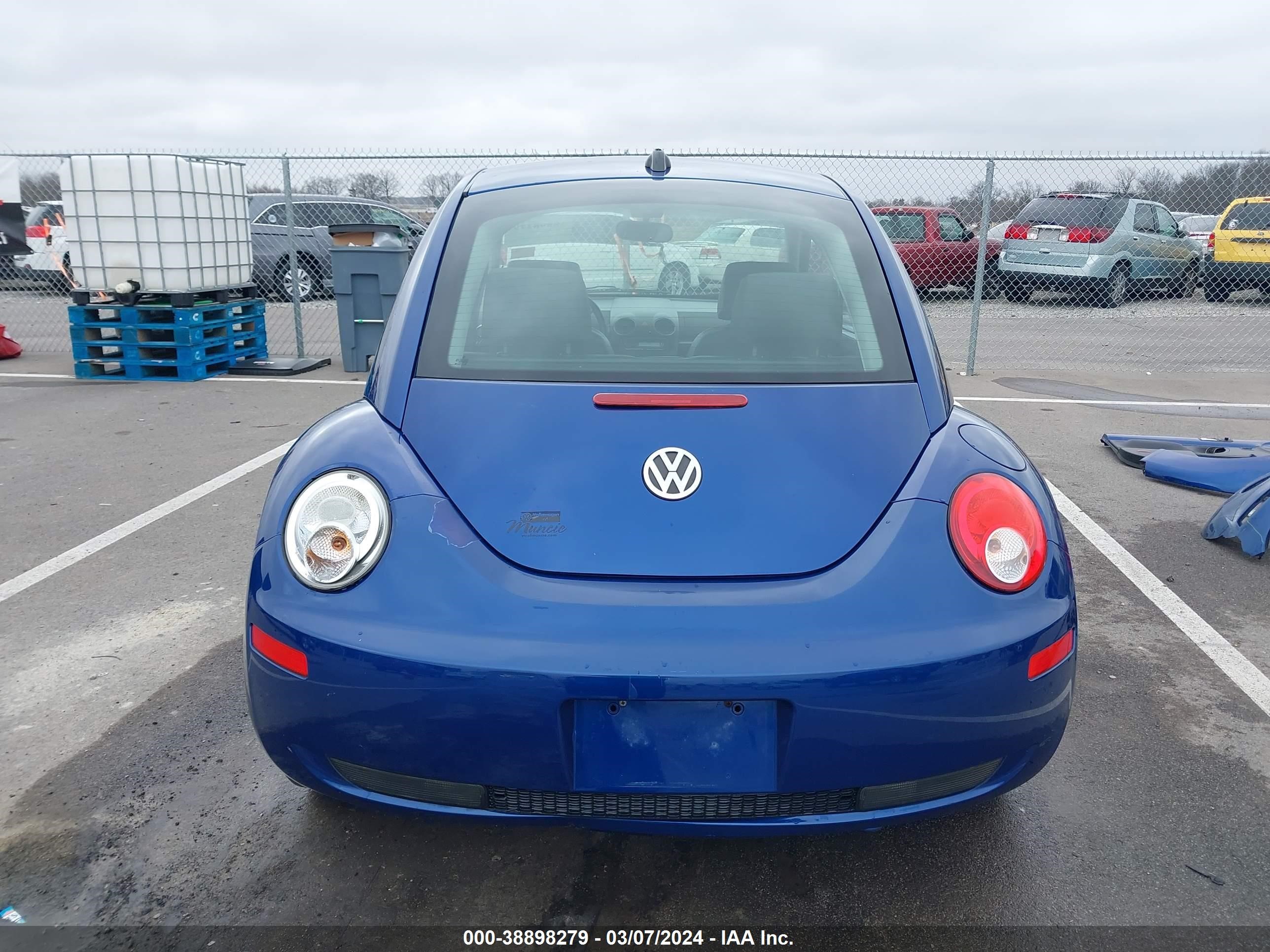 Photo 16 VIN: 3VWPW31C38M526054 - VOLKSWAGEN BEETLE 