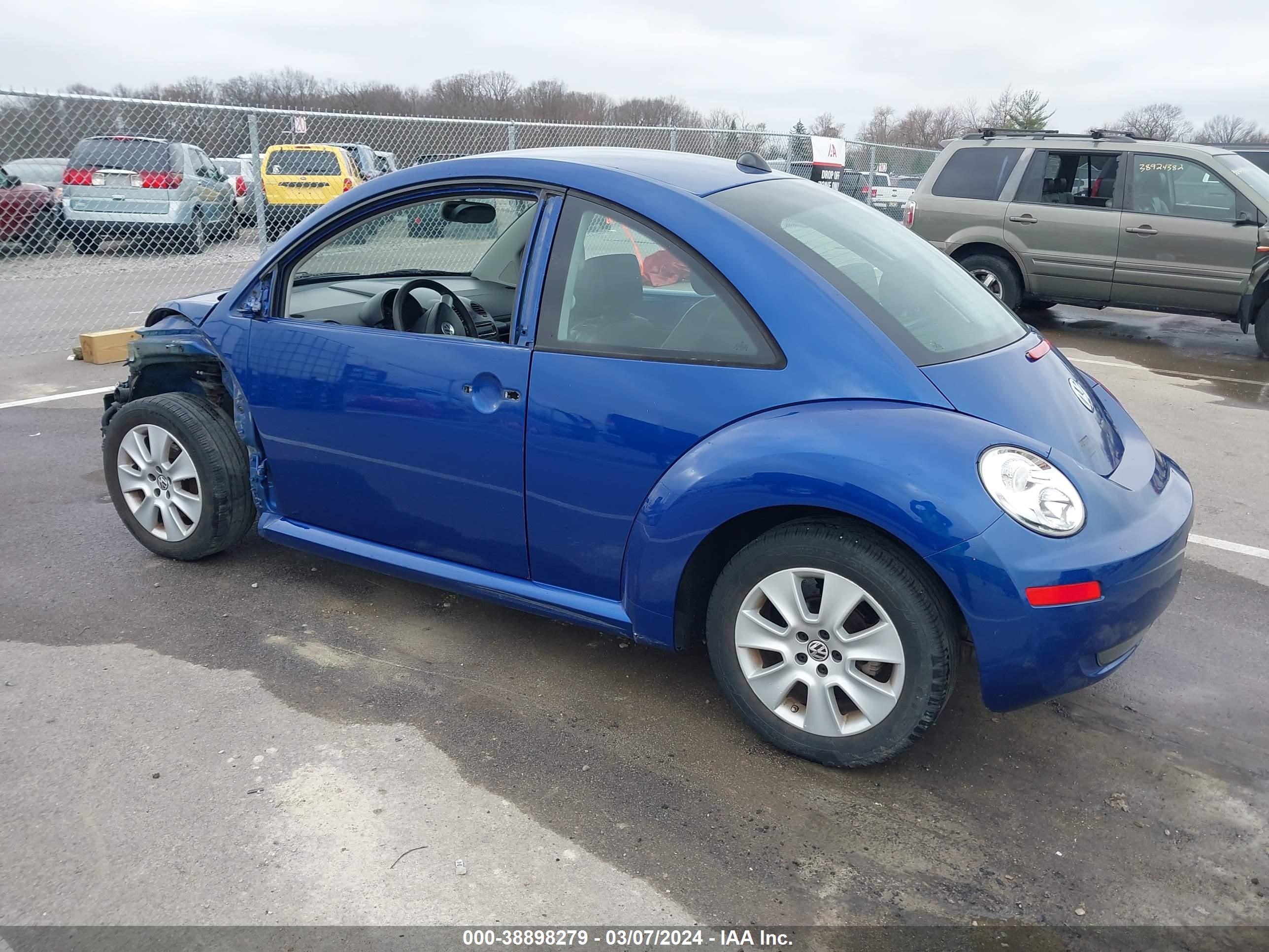 Photo 2 VIN: 3VWPW31C38M526054 - VOLKSWAGEN BEETLE 