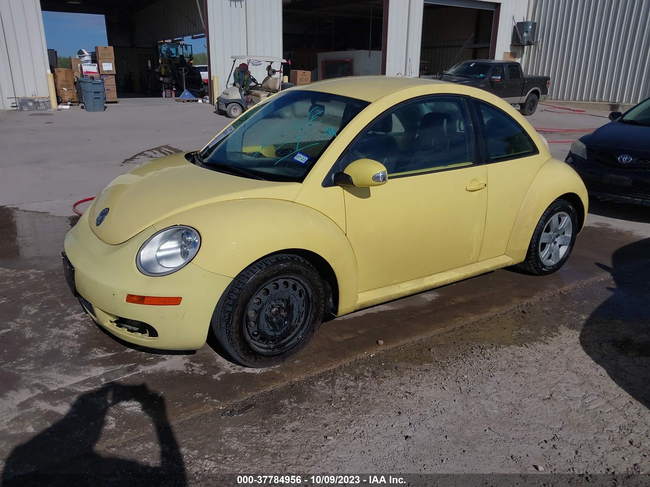 Photo 1 VIN: 3VWPW31C57M514857 - VOLKSWAGEN BEETLE 