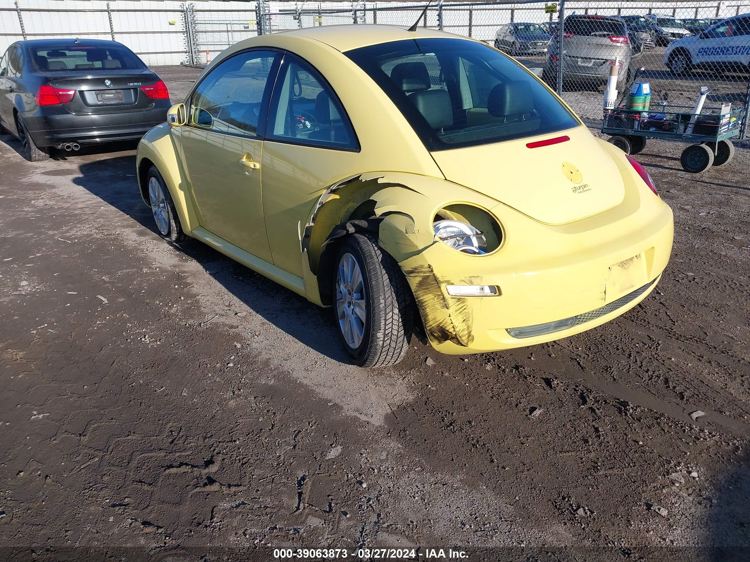 Photo 2 VIN: 3VWPW31C58M514276 - VOLKSWAGEN BEETLE 