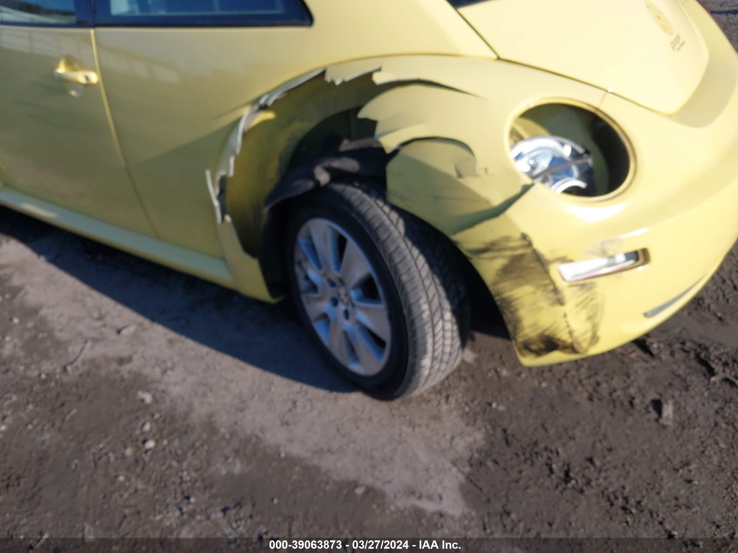 Photo 5 VIN: 3VWPW31C58M514276 - VOLKSWAGEN BEETLE 